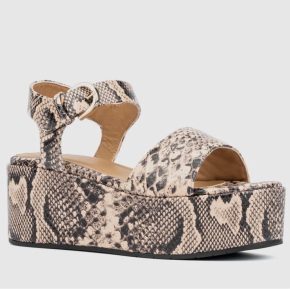 Aquatalia  Dinah Leather Snake Pint Ankle Strap Platform Wedge Sandal Blush SZ10 - Picture 1 of 16
